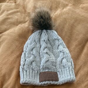 Pfriem Gray Knit Pom-Pom Beanie